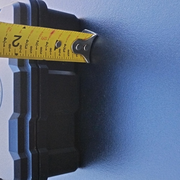 Roughneck magnetic storage box - Picture 8 of 8